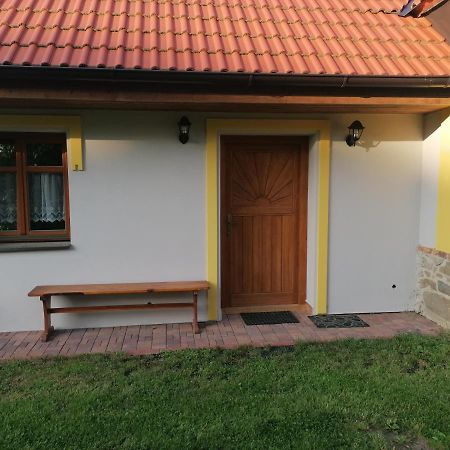 Apartman Na Statku Jílovice Extérieur photo